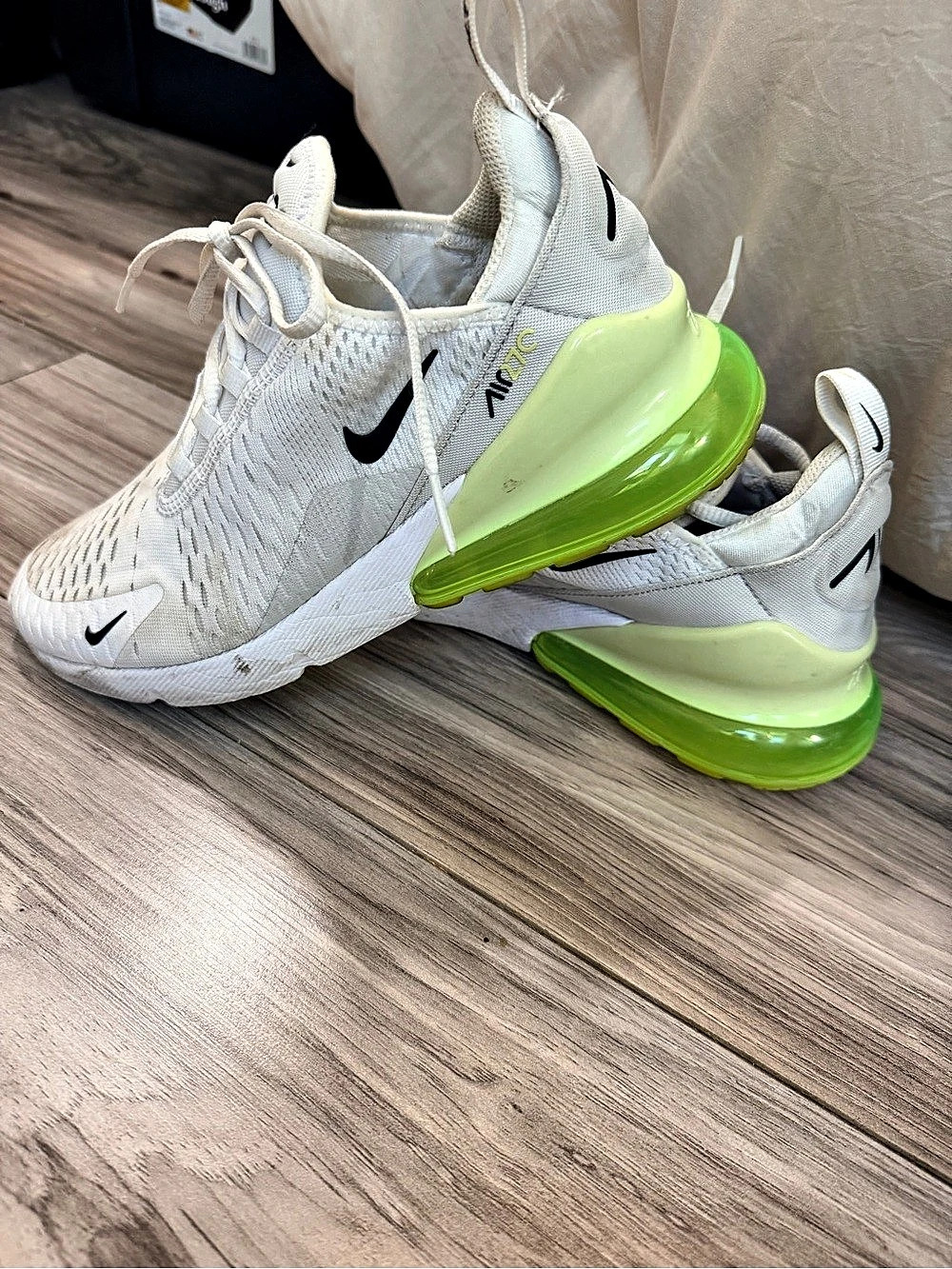 Nike Air Max 270 White Neon Yellow White & Green Sz 6Y
